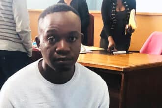 Bus driver held for smuggling migrants