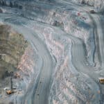De Beers slashes 2025 production target